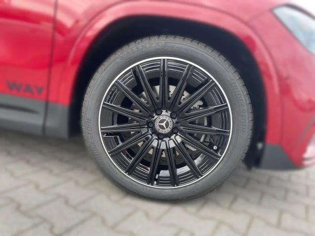 Mercedes-Benz GLA 180 AMG Line