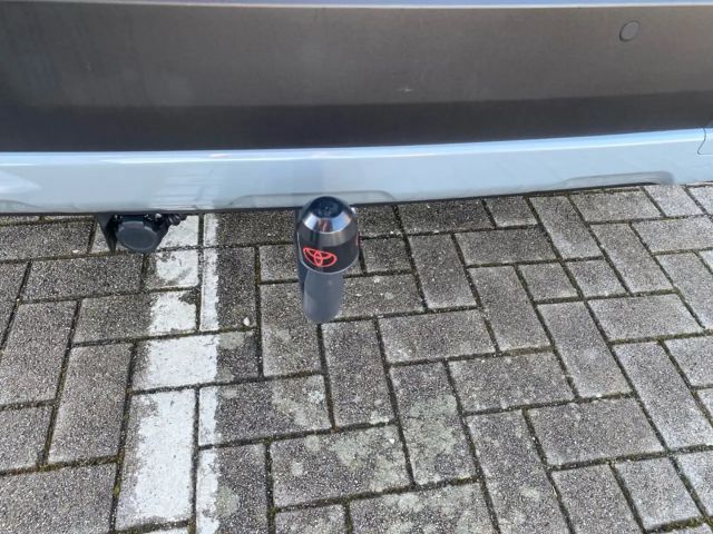 Toyota Corolla Cross Hybride Team D