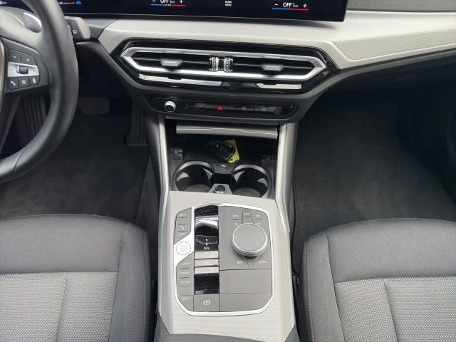 BMW 320 320i Touring