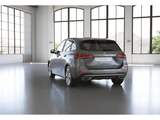 Mercedes-Benz B 200 B 200 d Sedan