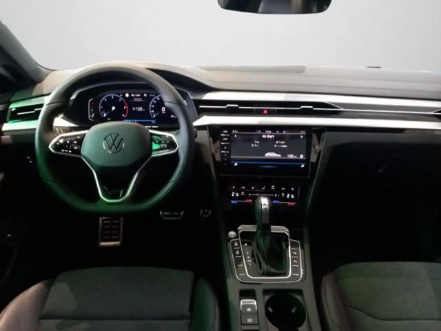 Volkswagen Arteon IQ.Drive R-Line Sound