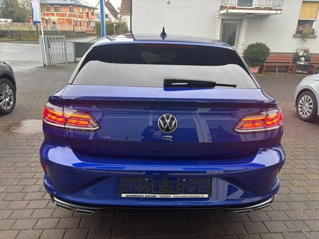 Volkswagen Arteon IQ.Drive