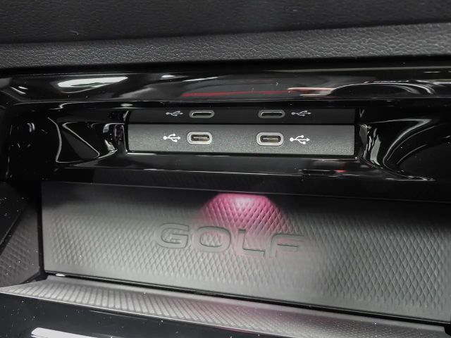 Volkswagen Golf 2.0 TSI GTI