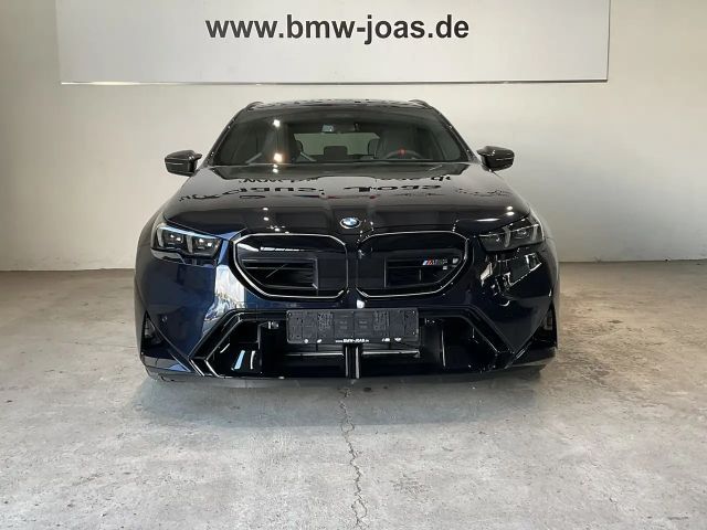 BMW M5 Touring  Ultimate Package, Anhängerkupplung