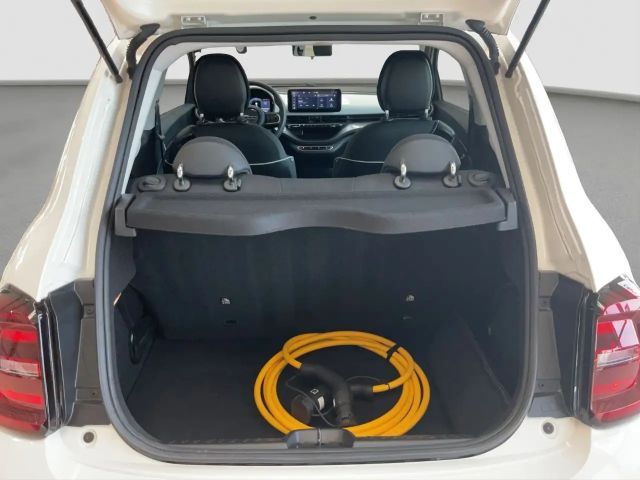 Fiat 500e + Ganzjahresreifen