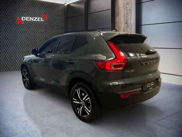 Volvo XC40 Dark Plus