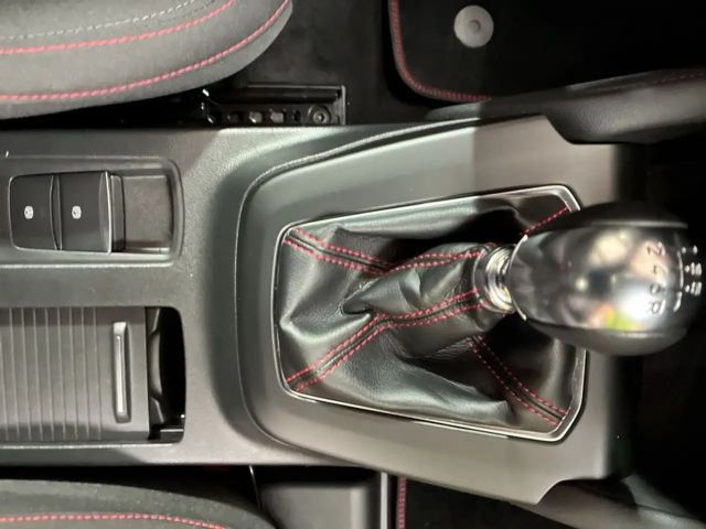 Ford Focus EcoBoost ST Line Wagon