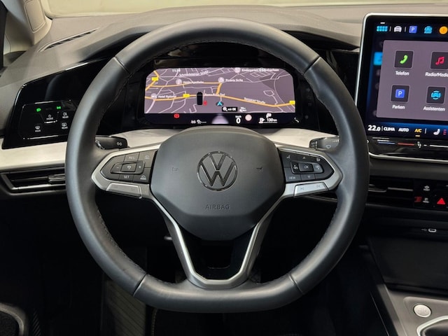 Volkswagen Golf 1.5 TSI Life Variant