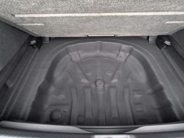 Volkswagen Golf 1.5 eTSI DSG Golf VIII