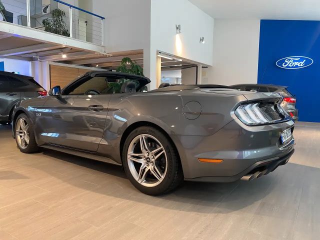 Ford Mustang Convertible GT 5.0 V8