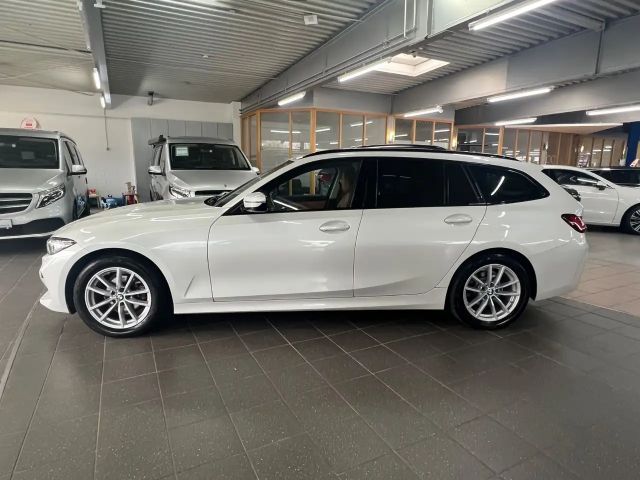 BMW 318 318d Touring