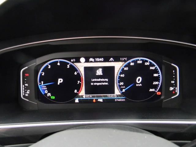 Volkswagen Tiguan DSG R-Line Style