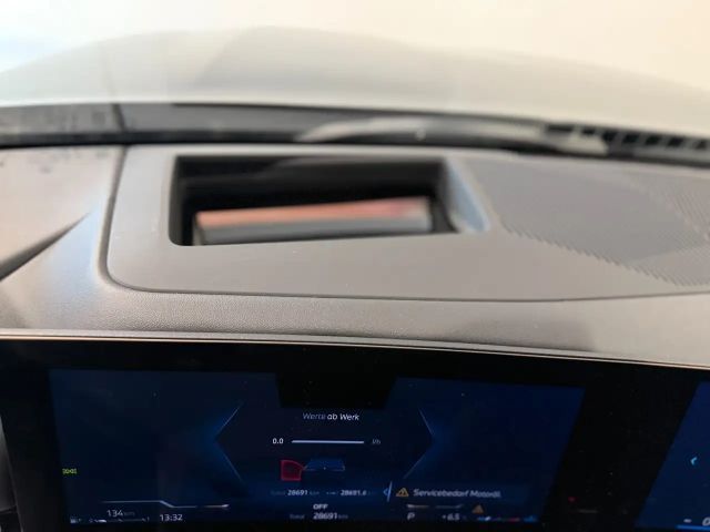 BMW 520 520i M-Sport Sedan