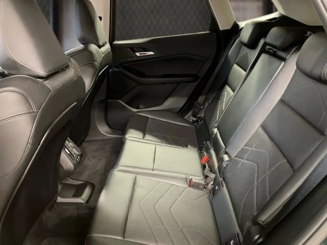 BMW 218 218d Active Tourer Sedan