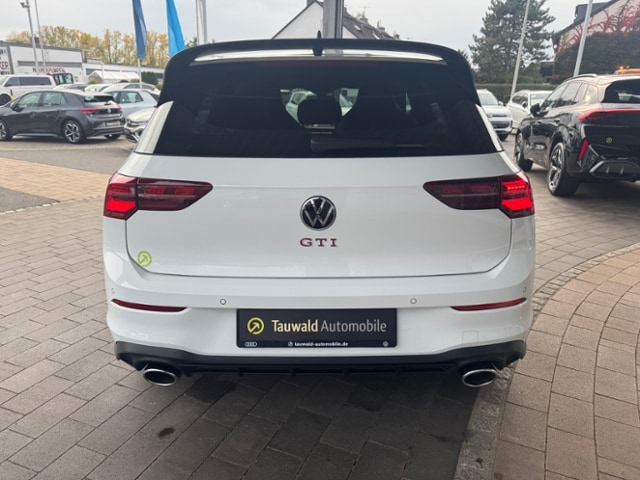 Volkswagen Golf 2.0 TSI DSG Golf VIII