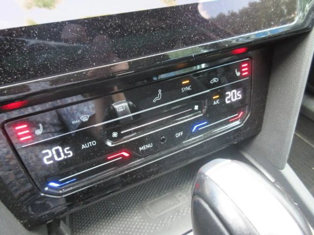 Volkswagen Passat 2.0 TDI Business DSG Variant