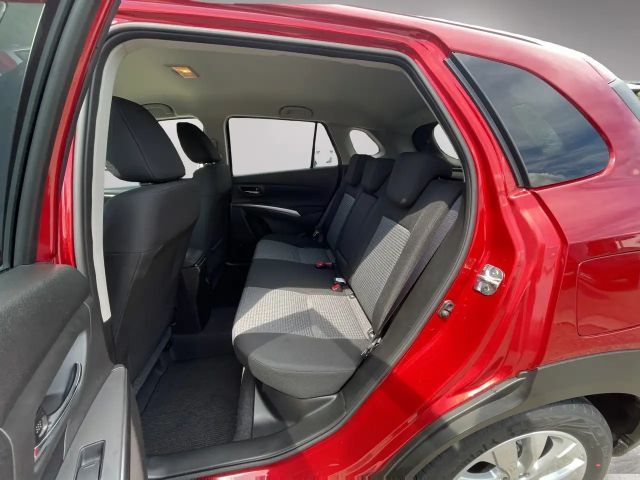 Suzuki S-Cross Hybrid