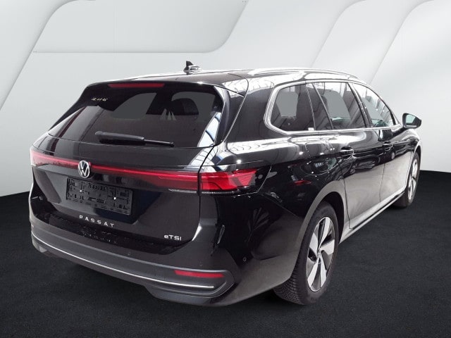 Volkswagen Passat 1.5 eTSI Business DSG Variant