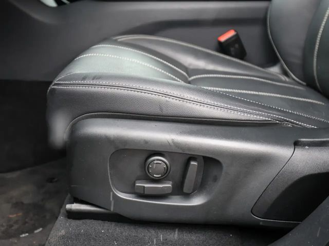 Land Rover Range Rover Velar P400e