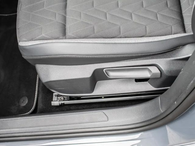 Volkswagen Golf DSG Life Variant