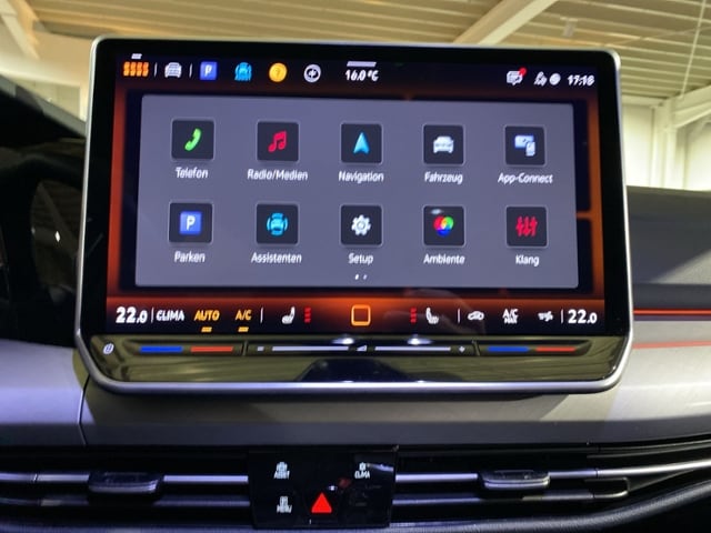 Volkswagen Golf 1.5 TSI Golf VIII