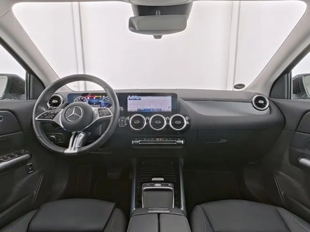 Mercedes-Benz GLA 180 Progressive