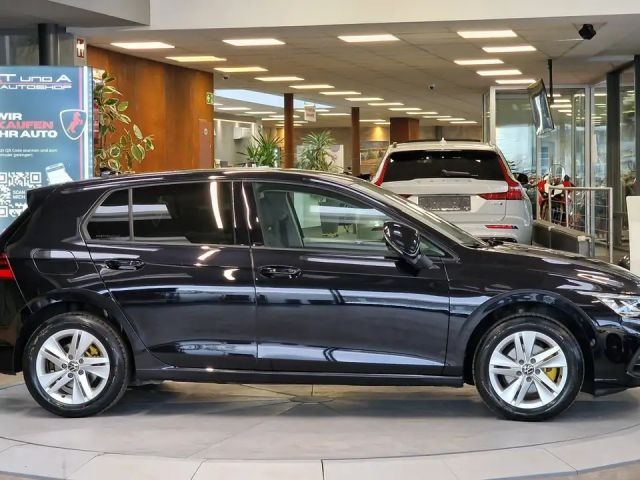 Volkswagen Golf 1.0 TSI Life