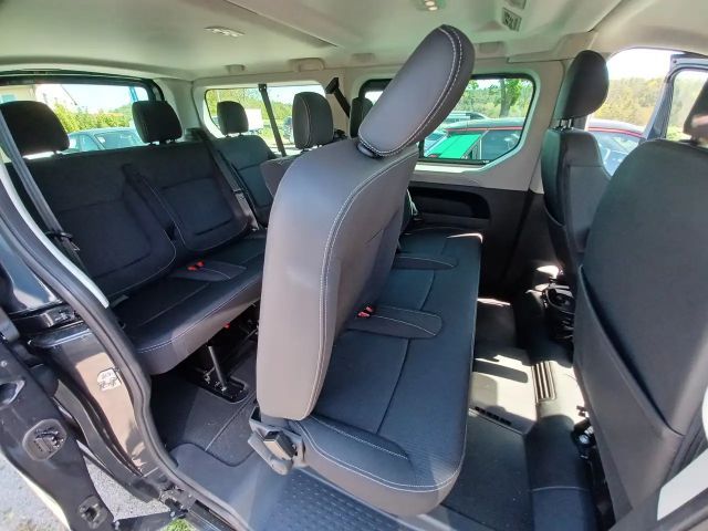 Renault Trafic Combi Grand L2H1 Life