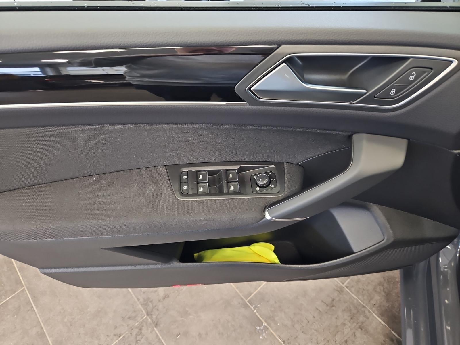 Volkswagen Touran 1.5 TSI Highline Style