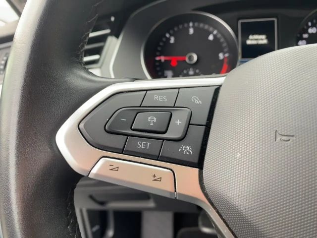 Volkswagen Passat Business DSG