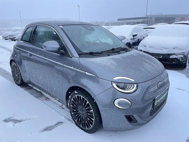 Fiat 500e 42 kWh La Prima