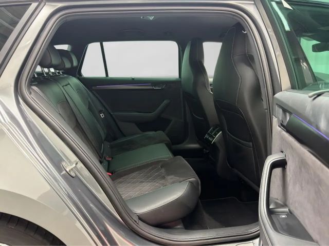 Skoda Superb Combi Sportline iV