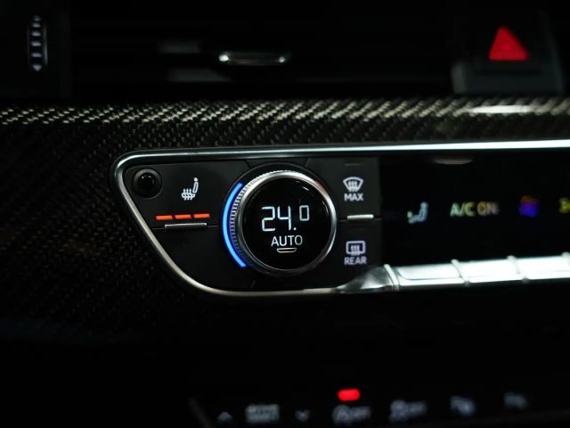 Audi RS4 Avant Quattro