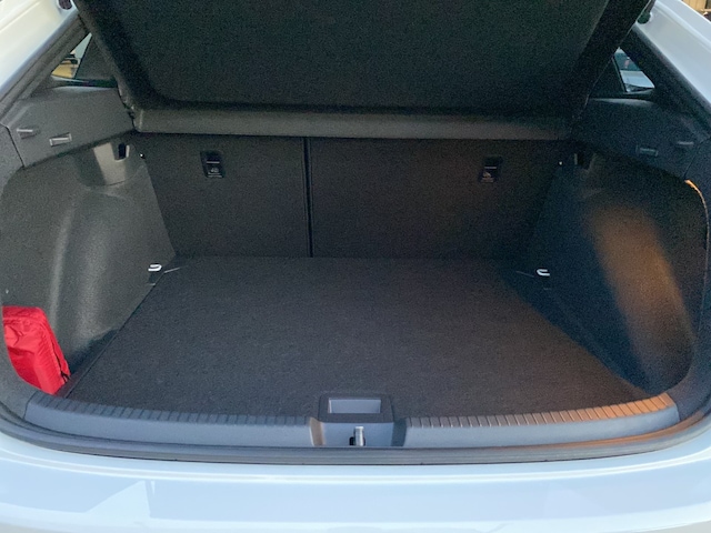 Volkswagen Taigo 1.0 TSI DSG R-Line