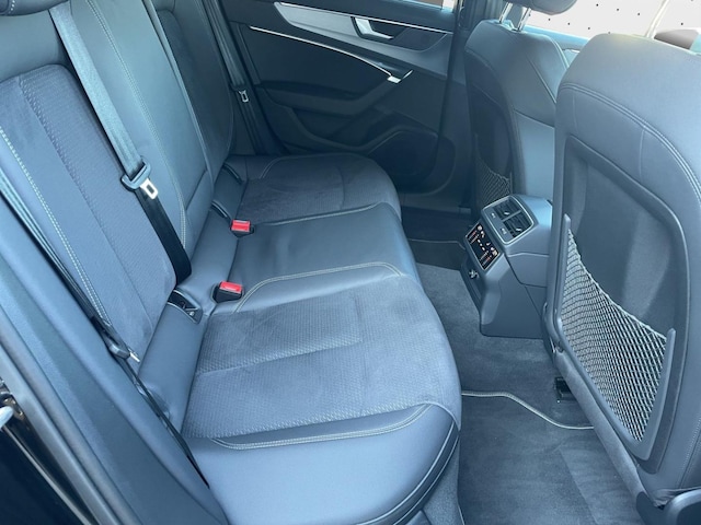 Audi S6 Avant Quattro