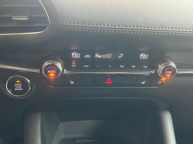 Mazda 3 Exclusive-line