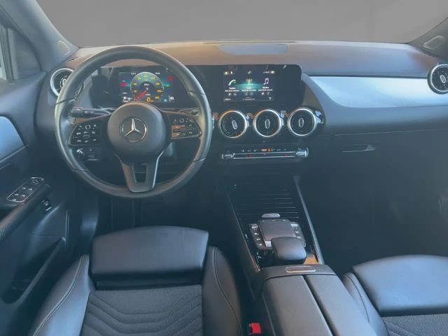 Mercedes-Benz GLA 180 Style