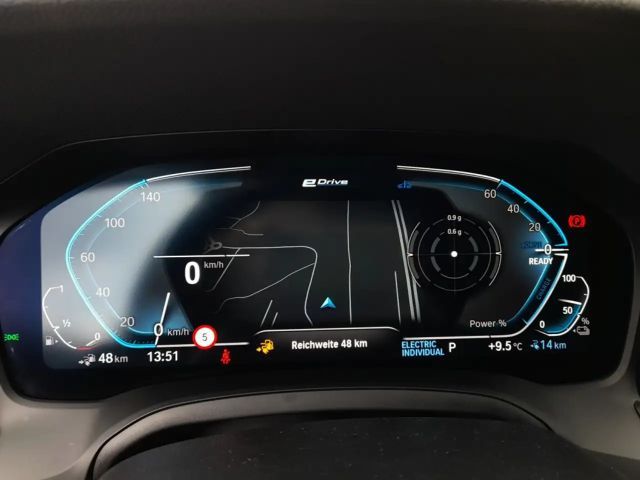 BMW 330 330e M-Sport Touring