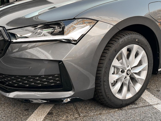 Skoda Superb 1.5 TSI Combi Sportline iV