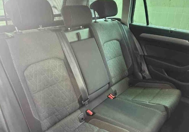 Volkswagen Passat 2.0 TDI Business DSG Variant