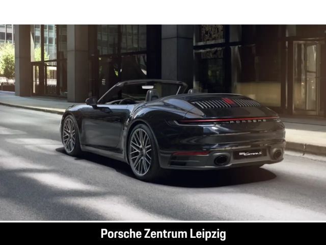 Porsche 992 Cabrio Carrera S