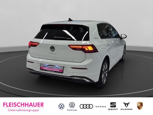 Volkswagen Golf 1.5 TSI Golf VIII