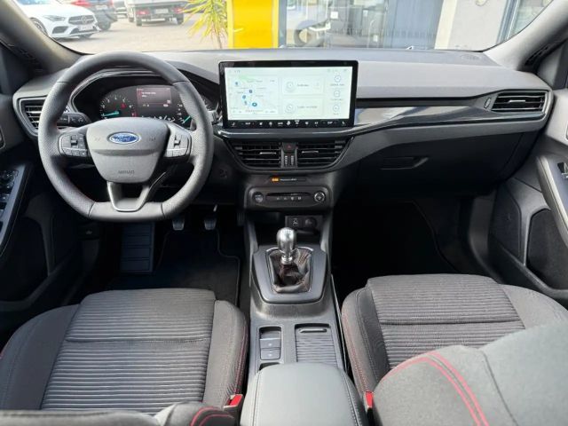 Ford Focus ST Line Wagon