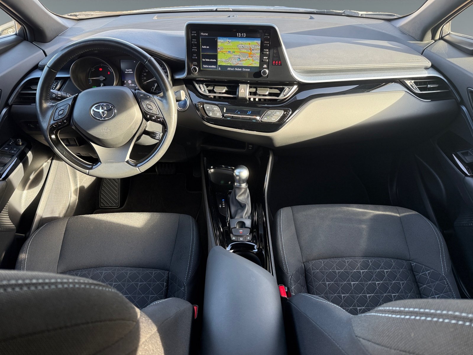 Toyota C-HR 5-deurs Plus
