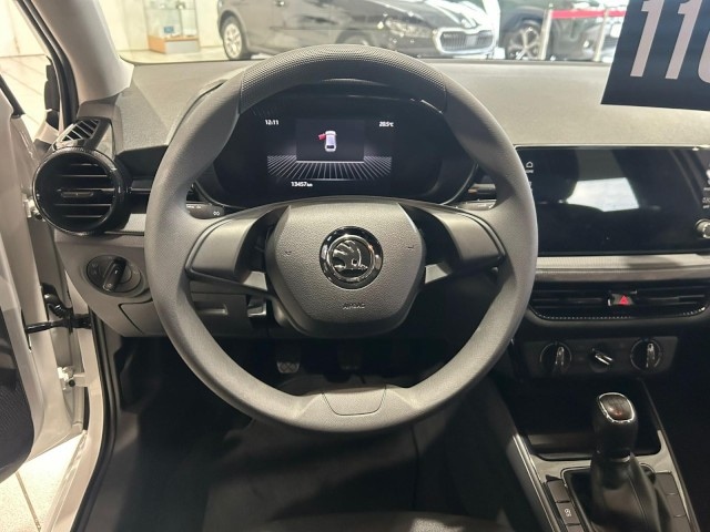 Skoda Fabia Fabia 1.0 MPI Essence (EURO 6e) Klima