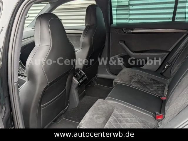 Skoda Superb Combi Sportline iV