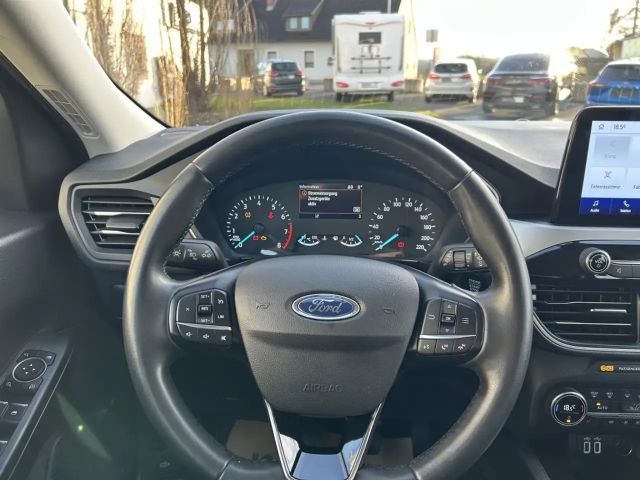 Ford Kuga Cool & Connect