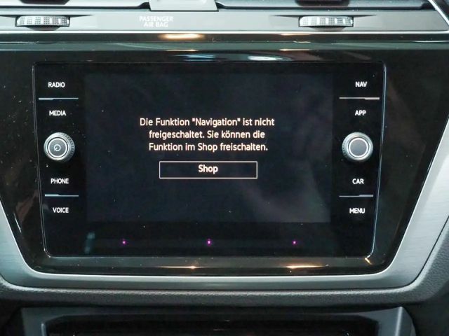 Volkswagen Touran 1.5 TSI DSG IQ.Drive R-Line