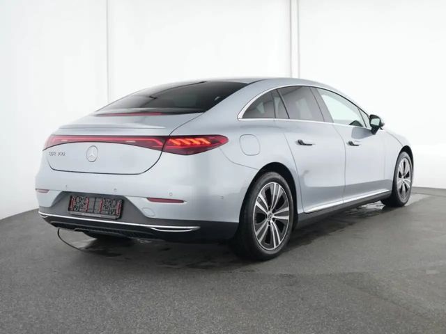 Mercedes-Benz EQE 300 Sedan
