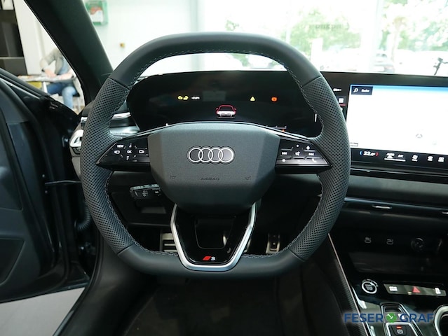 Audi A6 Avant Quattro S-Tronic